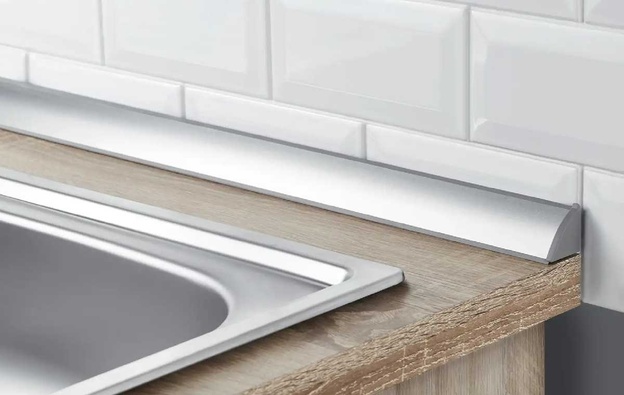 نصب قرنیز کابینت