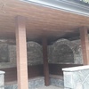 نصب دیوارکوب برای سقف الاچیق ونصب چوب پلاس برای نیمکت واجرای چوب پلاسم