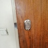 نصب قفل کلید چهارپر برای امنیت بالاتر مخصوص درب های وردی آپارتمان