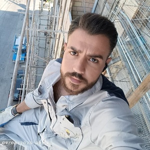 احمد نصرتی