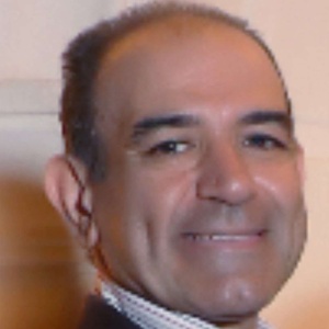 کورش خوارزمی