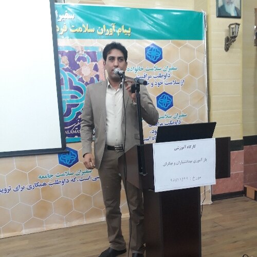 مهدی اکبری صفی آبادی