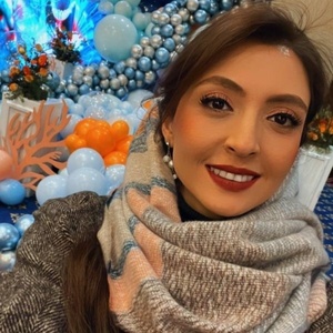 سیده مهسا ساداتی