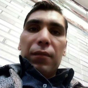 مهدی  ستوده 