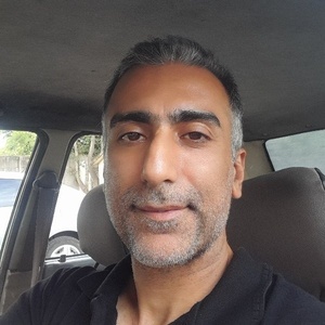 احمد همتی