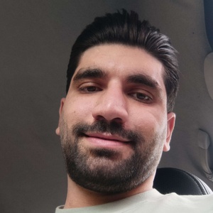 رضا مظلومی