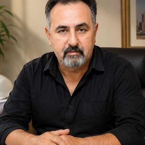 اکبر مرادی