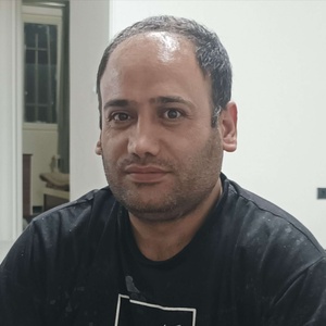 منوچهر محمدپور