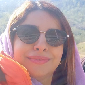 نیلوفر خرازی