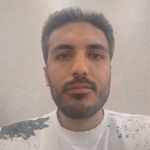احسان باباجانیاقمی