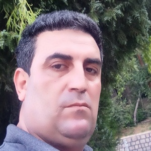 امید حاتمی