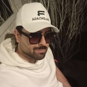 منصوره صادقی