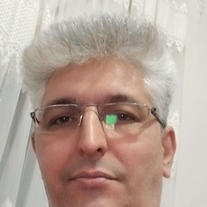 علی کاوه اهنگر