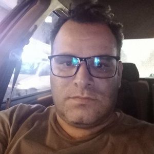 رضا سیف آبادی