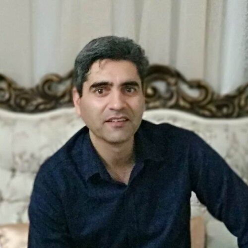 هادی مستوفیان