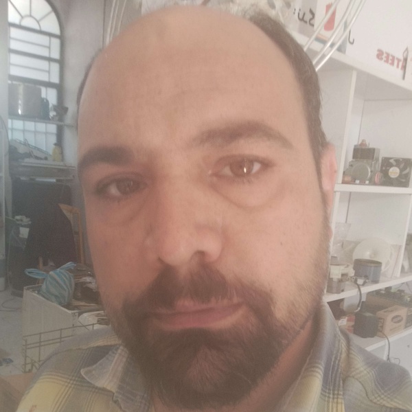 حسین اکبرزاده آغجه مسجد
