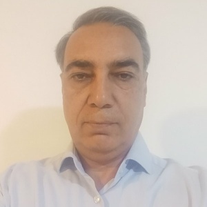 محمود احمدی