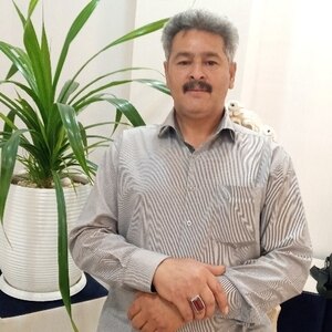 حمید نصیحت کن