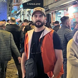 عباس مقربی فرد