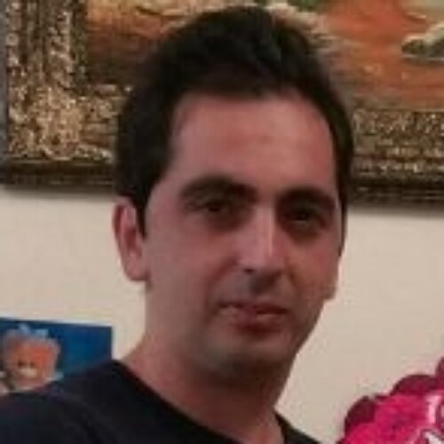 حسین طاهری