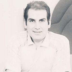 الیاس حاتمی