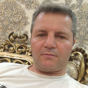 فرهاد خداشناس