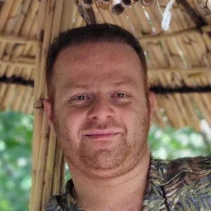 بهروز مهدوی