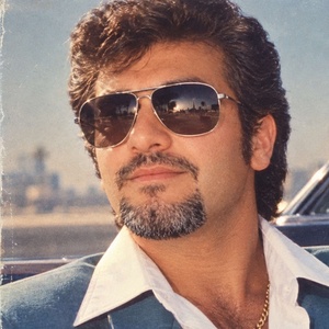کامیار حسین خان