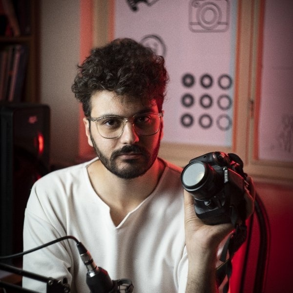 احسان مصطفی نژاد