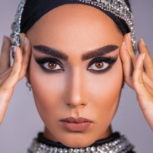 آتنا کولیوند سالوکی