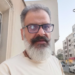 امیرعباس  شیرمحمدی 