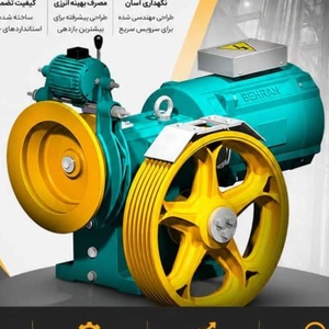 عباس دنیادوست