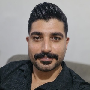 حامد کریمی پیر موسایی