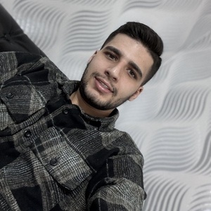 پوریا سوری
