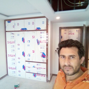حسن نجفی