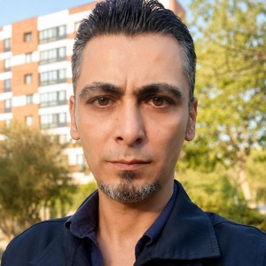 رضا قاهری اغمیونی