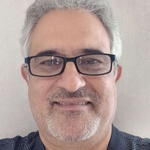 پژمان اکبر