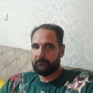 محسن دهاقین