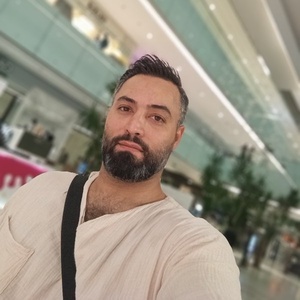 رحمان اکبری خرمی
