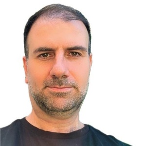 میثم باقر