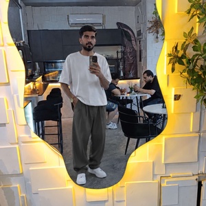 آرش اسدی