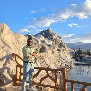 حسین رفیعی راد متخصص برق