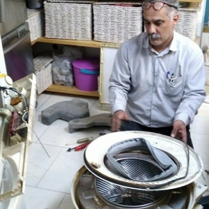 حسن اسفندیاری