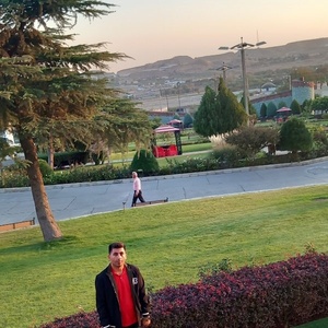 هادی خزایی