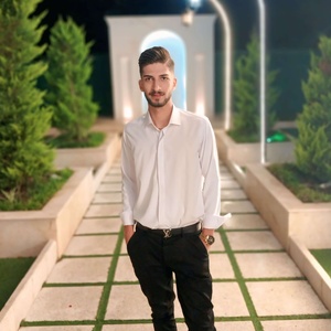 اکبر دیانتی کیاسرائی 