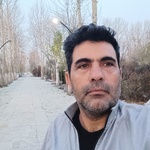 محسن اکبری