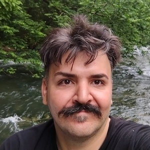 آرش بابائی