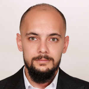 اشکان کوشکی