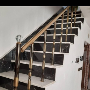 فاطمه کمانی