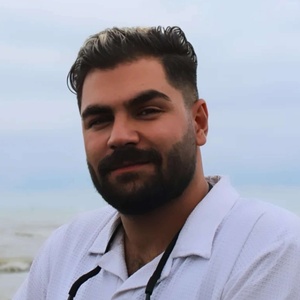 ارسلان کاظم پور